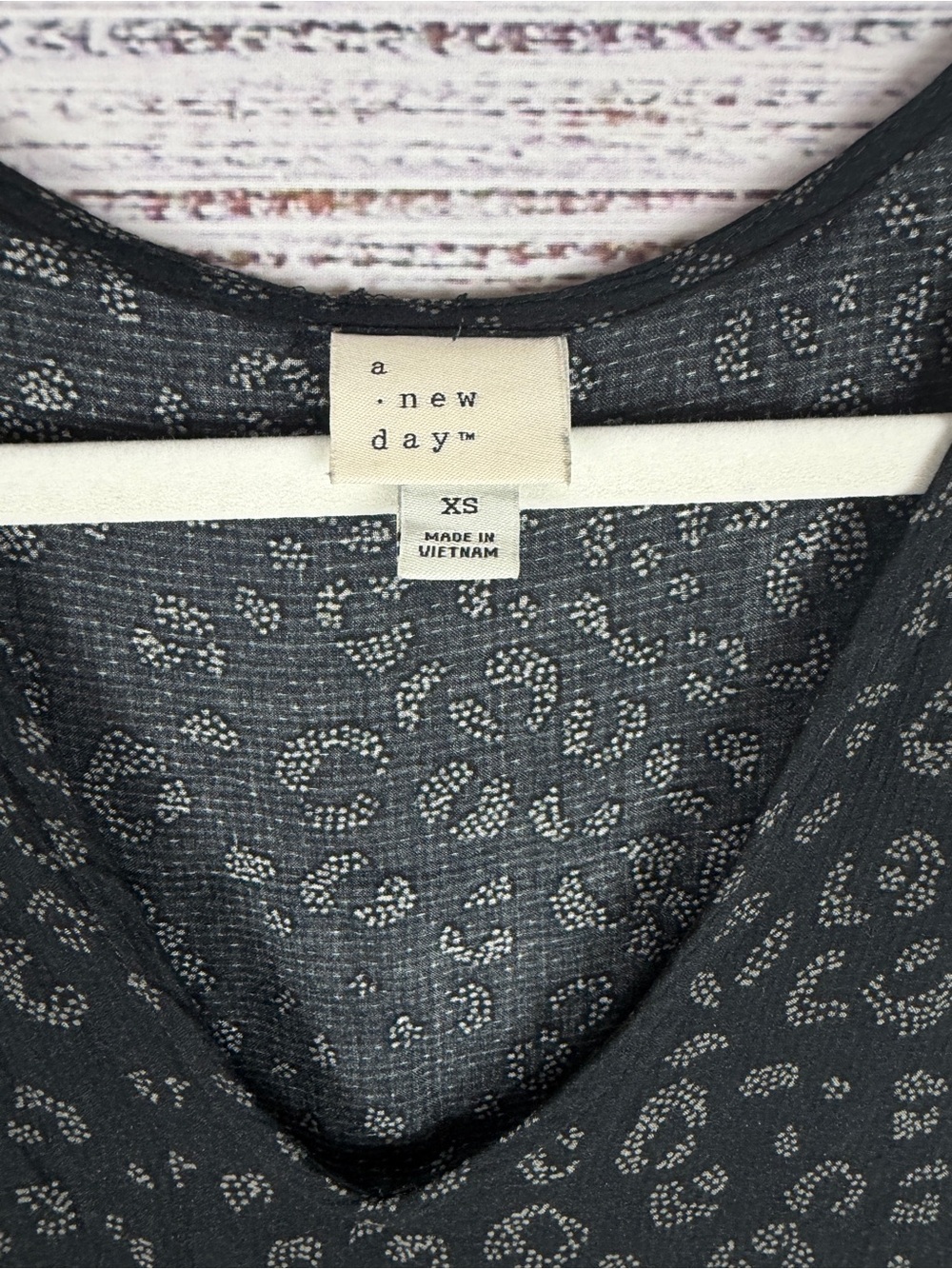 a new day Black Long Sleeve V-Neck Leopard Print Midi Dress - Picture 3 of 8